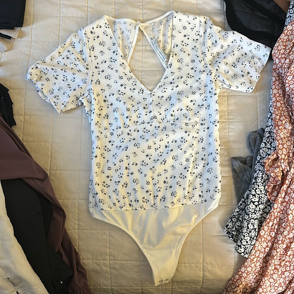 Abercrombie and fitch flower body suit /top